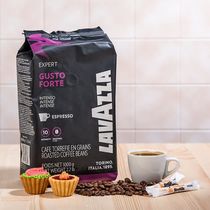 Кофе в зёрнах Lavazza Gusto Forte